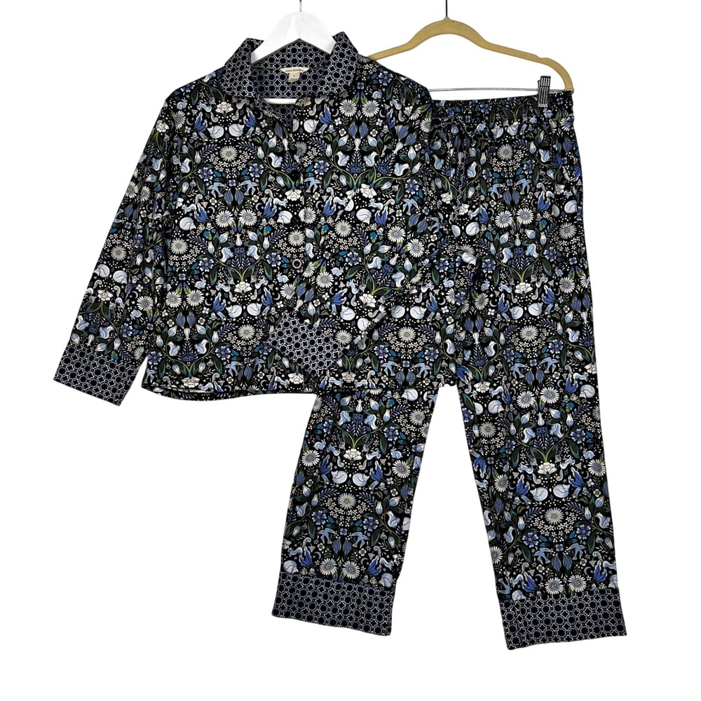 Vera Bradley Woodland Capri Pajama Set Women M Blue Floral Cotton Blend Pockets